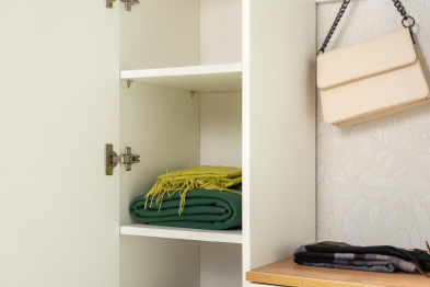 Шкаф-пенал Октава 13.228, белая шагрень, дуб золотой крафт